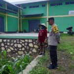 Bhabinkamtibmas Montong Are Dukung Ketahanan Pangan Lewat Pendampingan Petani