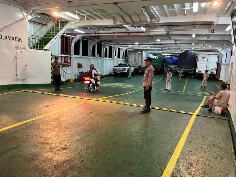 Keselamatan Penyeberangan Jadi Fokus Utama di Pelabuhan Lembar