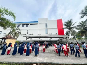 PKS SMPN 1 Lembar Jadi Teladan Keselamatan Berlalu Lintas di Lombok Barat