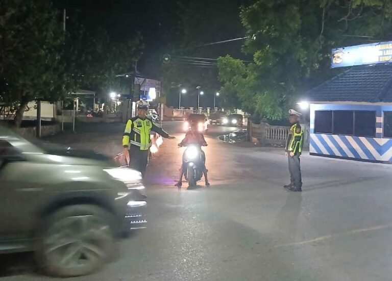 WhatsApp Image 2025-11-01 at 08.48.01