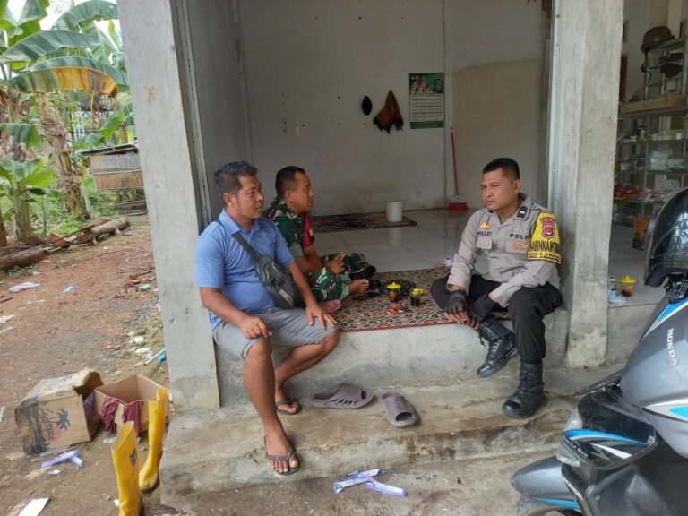 40dca733-57e1-4994-975e-2004e9c7c237