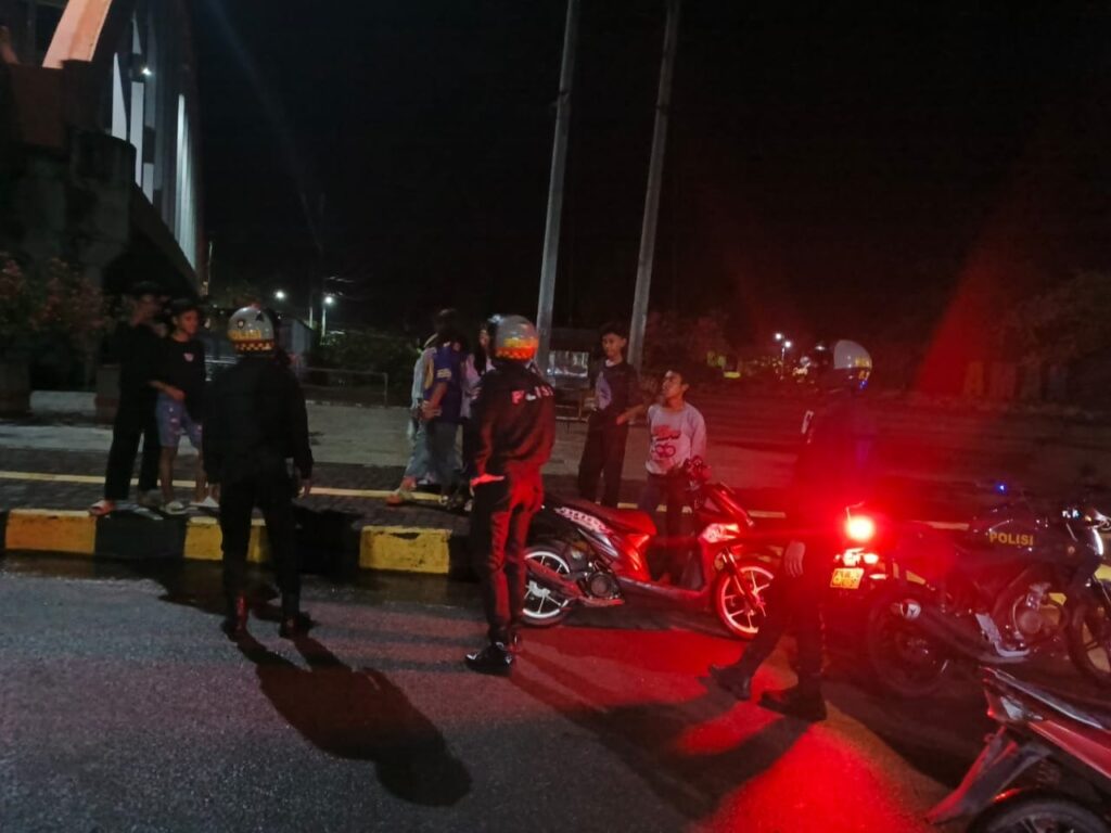 9c0d9e4c-d0a7-4c0d-b09f-7418b45014f1