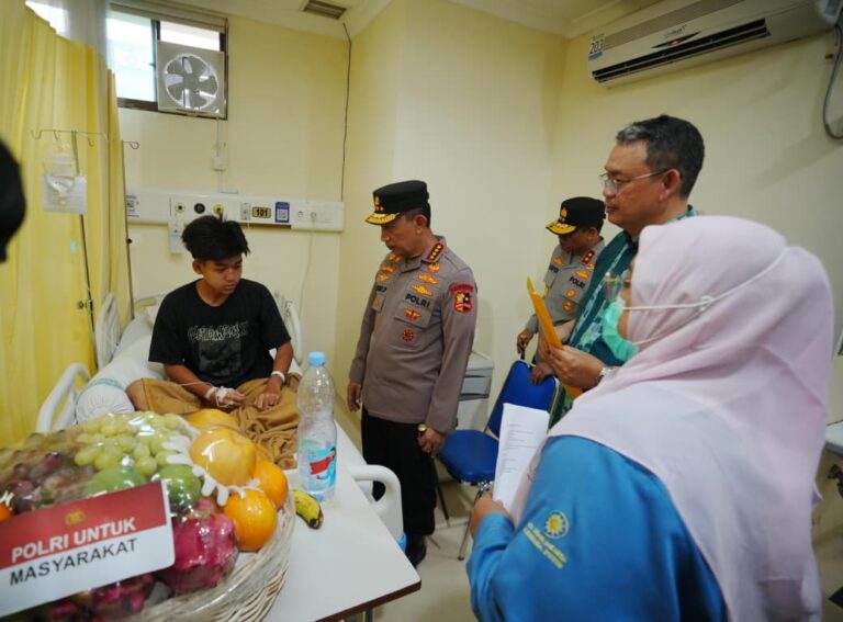 WhatsApp Image 2025-11-08 at 16.10.13