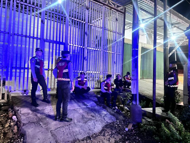 WhatsApp Image 2025-11-09 at 22.13.34 (1)