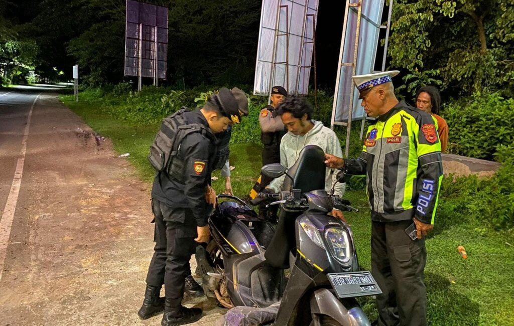 WhatsApp Image 2025-11-18 at 08.29.21