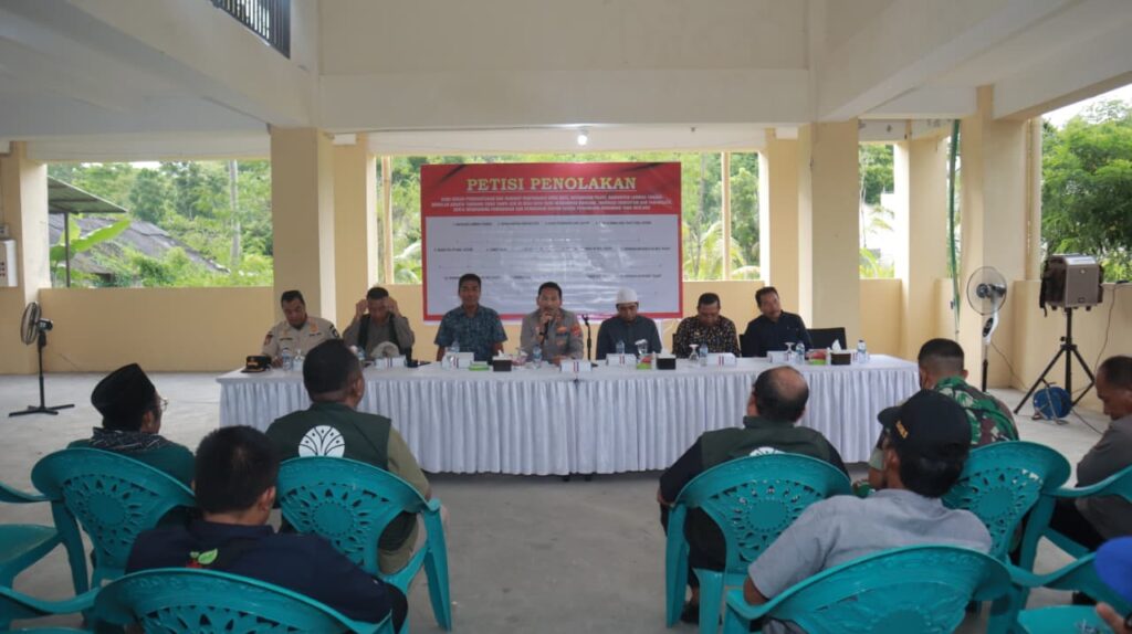 3a1e1716-fd35-41d3-b6f5-200c50f05d04