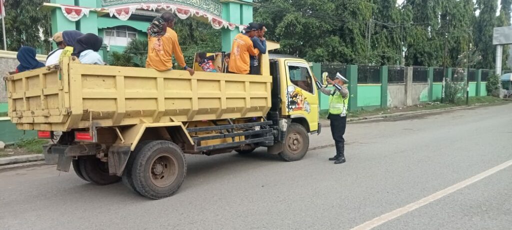 WhatsApp Image 2025-12-17 at 07.54.37 (1)