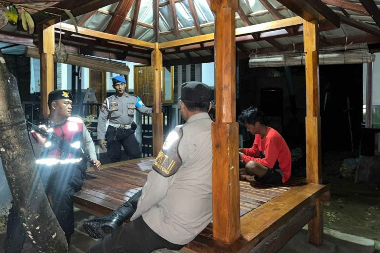 Polsek Sekotong, Polres Lombok Barat, Kamtibmas, Patroli KRYD, Kejahatan 3C, Sekotong Barat, Keamanan Lingkungan